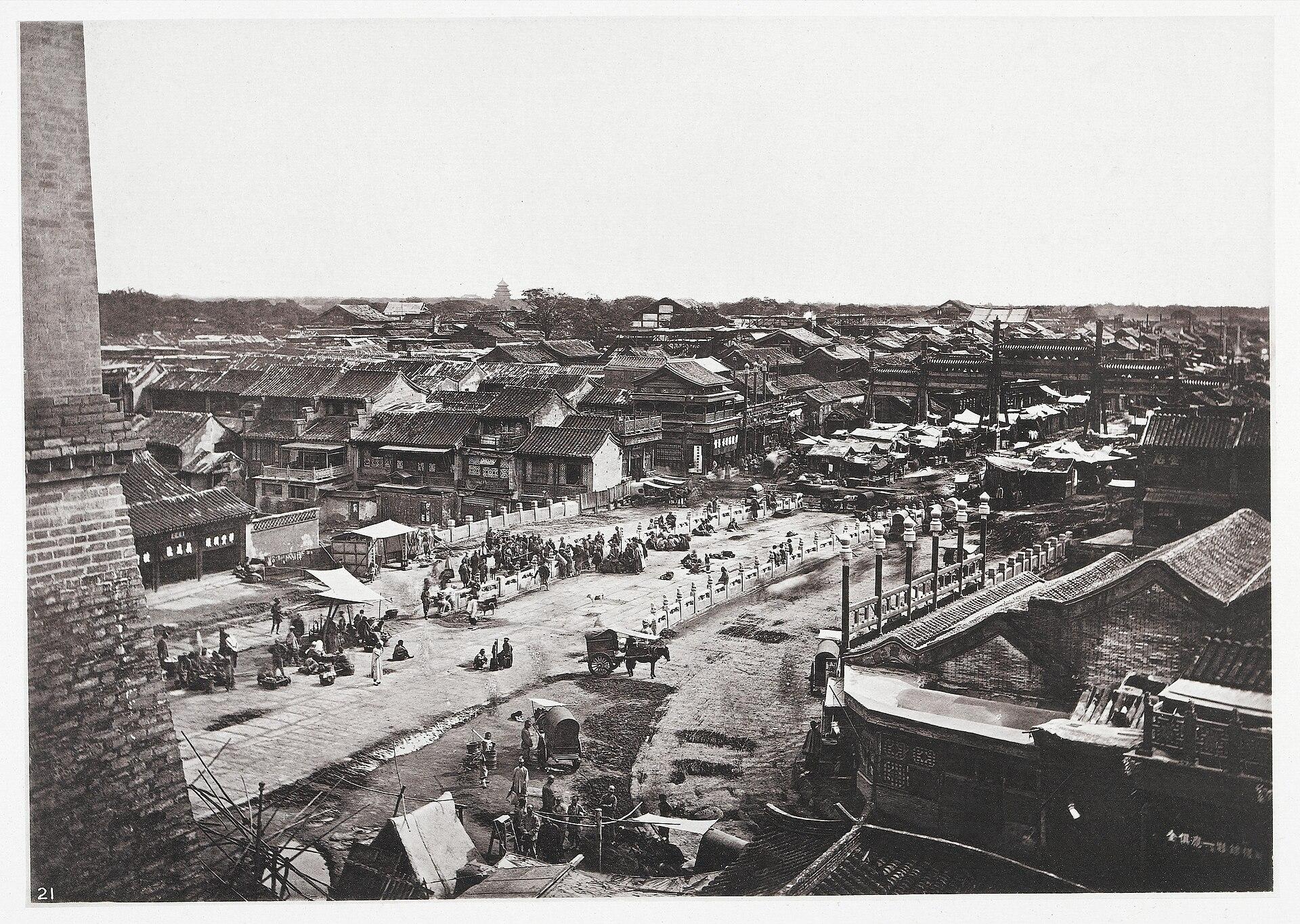 Central Street, Chinese City, Peking, 1868–1870. Photographer not named on the Wellcome record.. Elevated photograph.